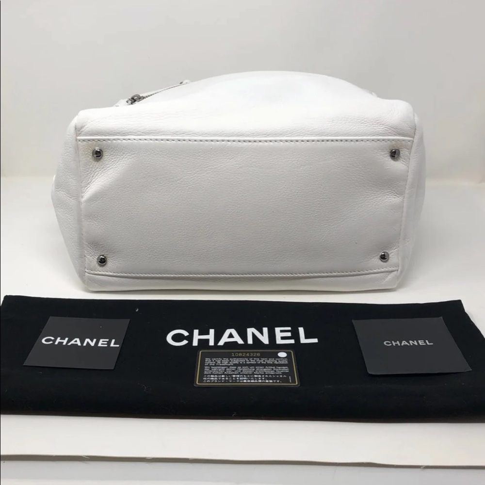 SOLD💎Authentic💎Chanel Modern Chain Bag - Picture 5 of 10